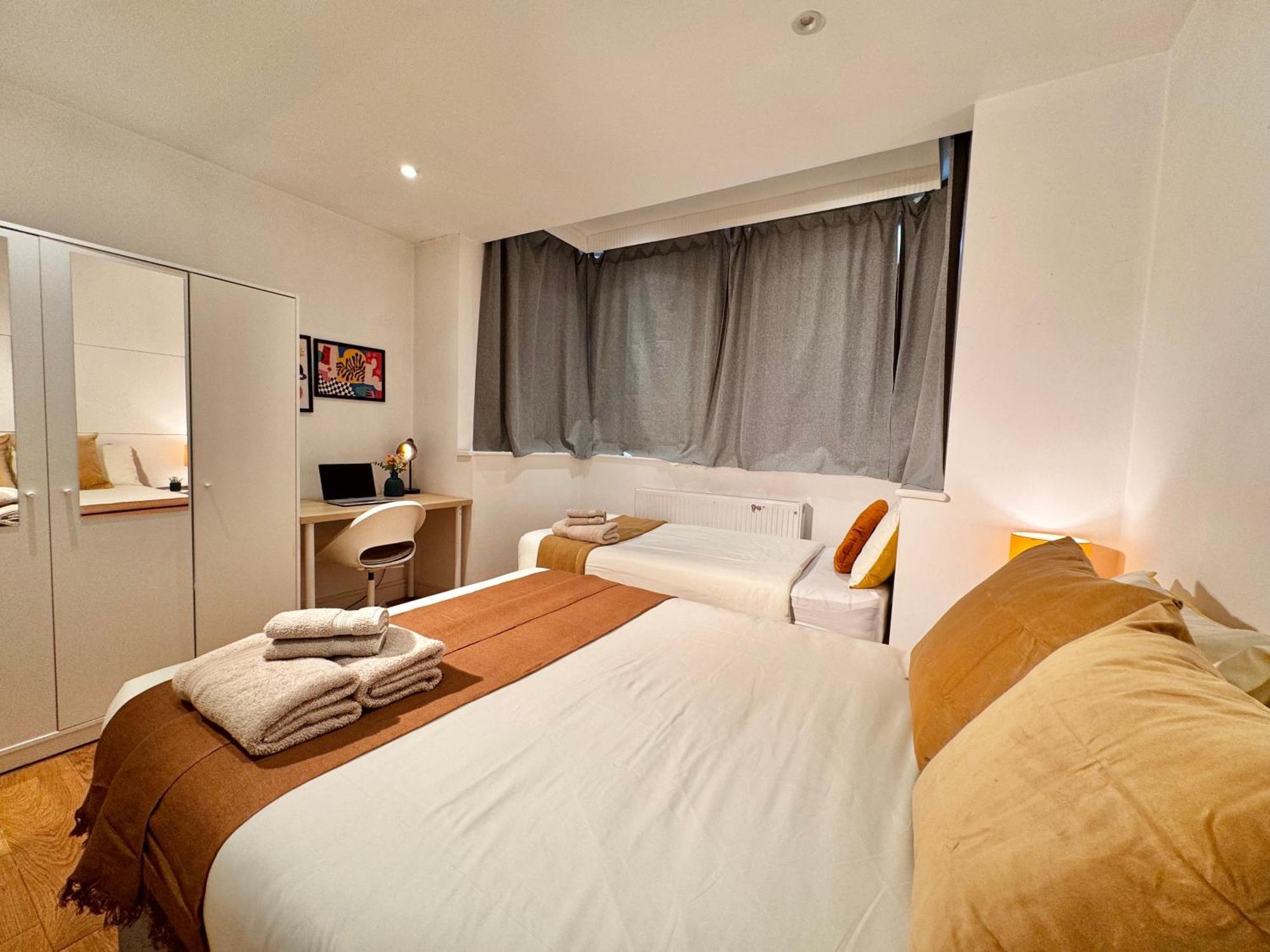 En-Suites With Free Parking 30Min To Central Londres Extérieur photo