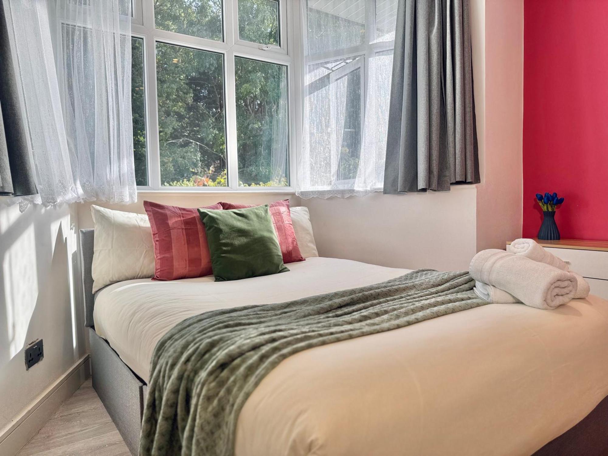 En-Suites With Free Parking 30Min To Central Londres Extérieur photo